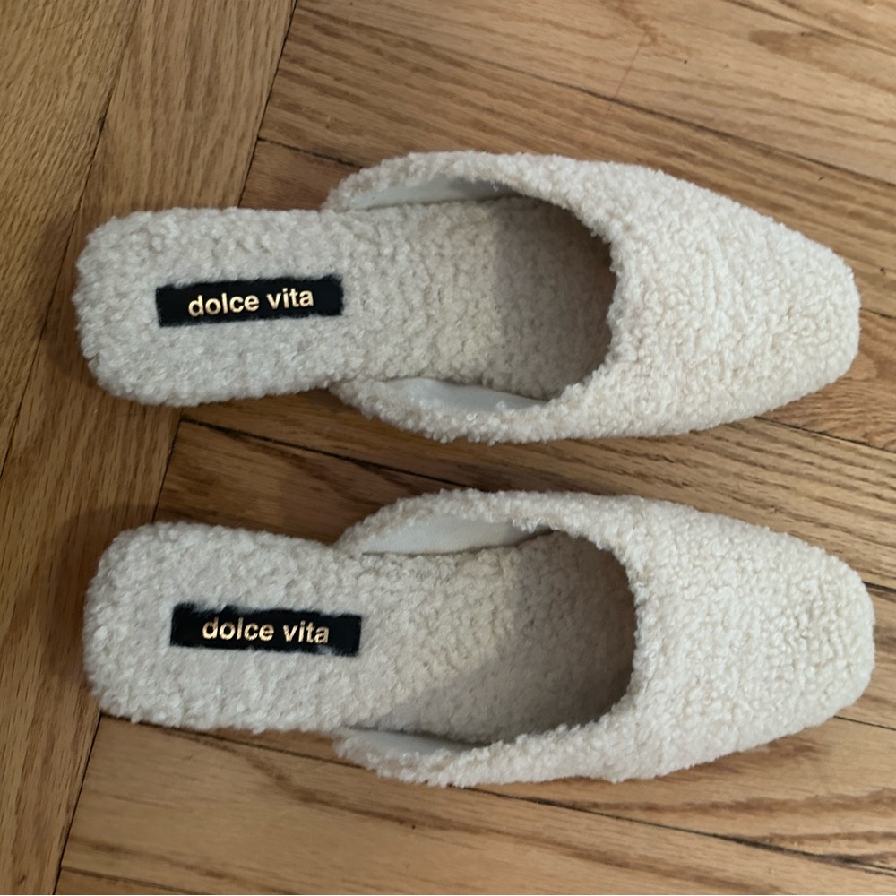 Dolce Vita shearling slides